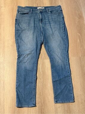 Signature Levi Strauss Jeans Size 18M – Great Condition